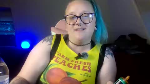ManicPixiePop online show from 8, 5, 2026