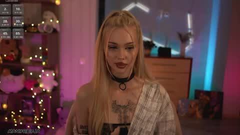 Snapshot of manifreyja chatting on 5, 5, 2026 Amelie online show from 5, 5, 2026