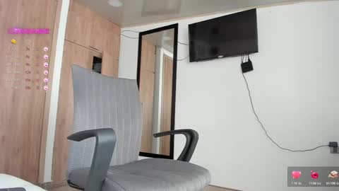 manucute 23  online show from 26, 2, 2025