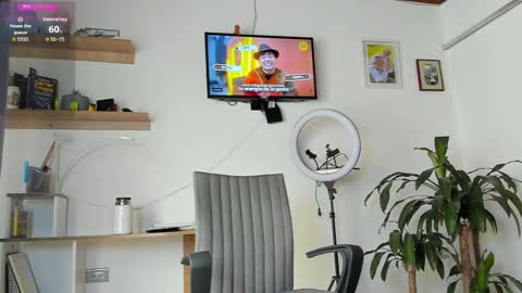 manucute 23  online show from 9, 11, 2025