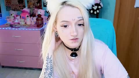 Manuela online show from 7, 12, 2024