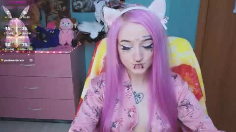 Manuela online show from 15, 9, 2025