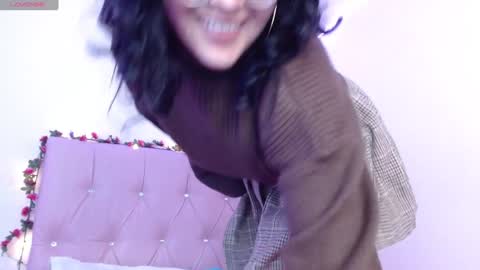 Manu  online show from 1, 1, 2025