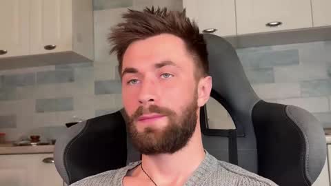 Snapshot of manussa69 chatting on 19, 3, 2026 Manussa and Edward online show from 19, 3, 2026