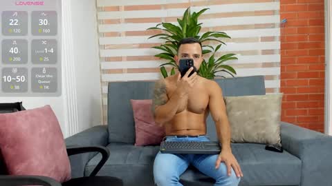 Snapshot of maofenix chatting on 31, 1, 2025 MAOFENIX online show from 31, 1, 2025