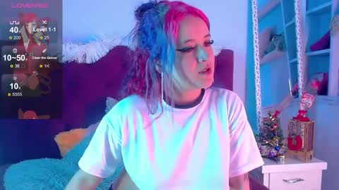 Maria Paula online show from 8, 12, 2024