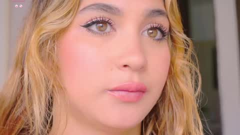 Snapshot of mara__ross chatting on 30, 5, 2026 Mara Independent Model online show from 30, 5, 2026