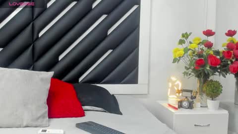 Mara  online show from 19, 9, 2025