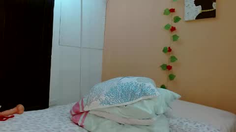 Snapshot of mara_summer chatting on 30, 4, 2026 Mara 3 online show from 30, 4, 2026