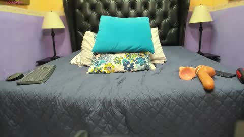 mara_summerr online show from 26, 11, 2025