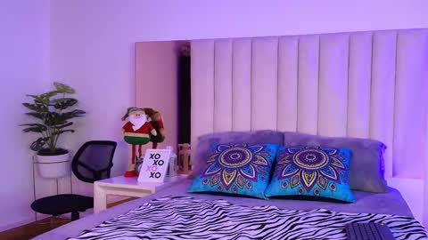 Snapshot of mara_wolf01 chatting on 26, 11, 2025 Mara online show from 26, 11, 2025