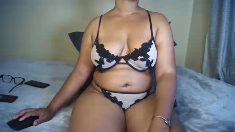 Snapshot of maraya_gold chatting on 30, 12, 2024 maraya_gold online show from 30, 12, 2024