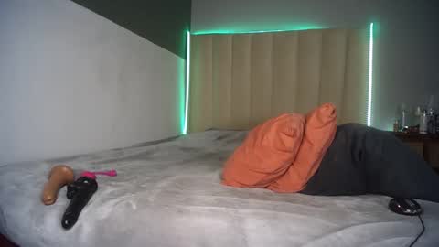 Snapshot of maraya_gold chatting on 14, 10, 2025 maraya_gold online show from 14, 10, 2025