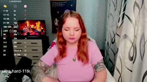 Snapshot of marcelinepeach chatting on 4, 5, 2026 Sara online show from 4, 5, 2026