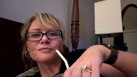 Marci Wallace online show from 12, 11, 2025