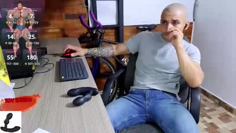 Marck  Independent model  online show from 17, 11, 2025