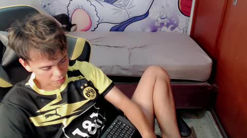 Snapshot of marco_jrs chatting on 2, 1, 2025 marco_jrs online show from 2, 1, 2025