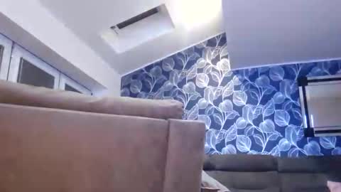 Snapshot of marcoandhoney chatting on 8, 11, 2025 marcoandhoney online show from 8, 11, 2025