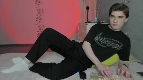 Marcus Jones online show from 16, 2, 2026