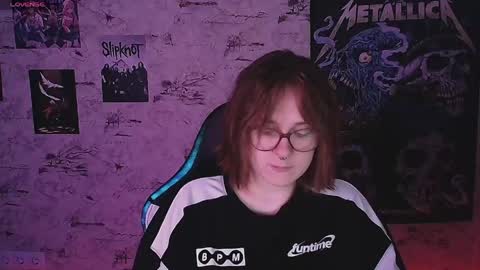 Snapshot of margaret_red chatting on 4, 6, 2026 Margaret online show from 4, 6, 2026