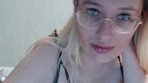 margo_shine online show from 30, 10, 2025
