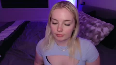 margot_robbie7 online show from 27, 5, 2026