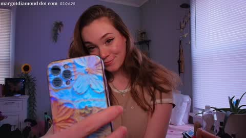 Snapshot of margotdiamond chatting on 4, 2, 2025   online show from 4, 2, 2025