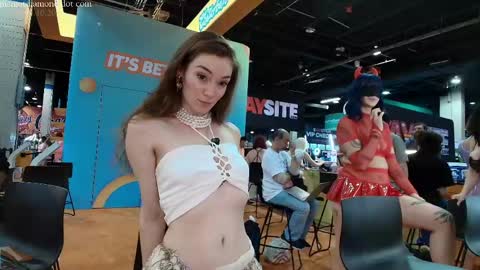   online show from 12, 4, 2026