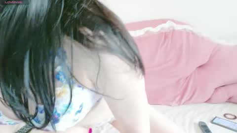 mari_tokyo online show from 19, 4, 2026