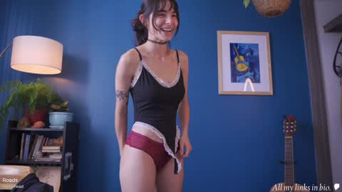 Snapshot of maria_alfonsina_ chatting on 5, 12, 2024 Alfonsina online show from 5, 12, 2024