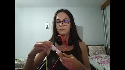 Snapshot of maria_anastasia chatting on 1, 3, 2025 maria_anastasia online show from 1, 3, 2025