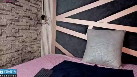 maria_twenty online show from 12, 11, 2025