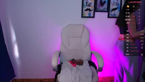 Snapshot of mariaan_m chatting on 8, 10, 2025 Leidy online show from 8, 10, 2025