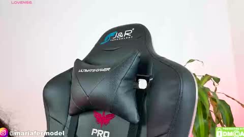 Maria Fer online show from 4, 11, 2025