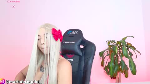 Maria Fer online show from 3, 2, 2026