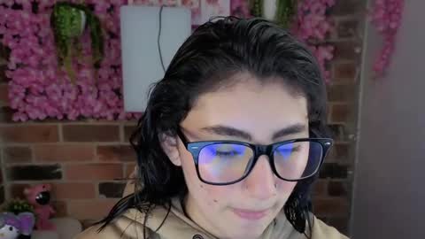 Snapshot of mariagh_ chatting on 2, 5, 2026 Maria online show from 2, 5, 2026