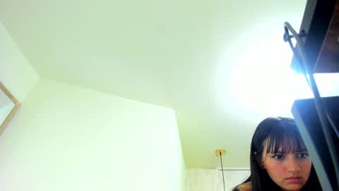   online show from 26, 2, 2025