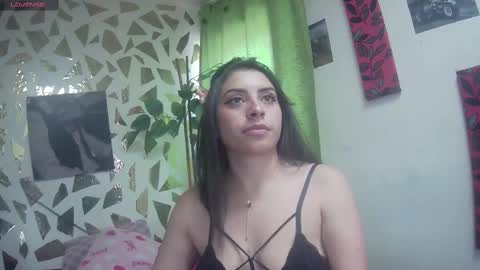 Snapshot of mariam_schubert chatting on 20, 1, 2025 mariam_schubert online show from 20, 1, 2025