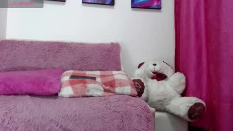 Snapshot of mariam_schubert chatting on 11, 3, 2025 mariam_schubert online show from 11, 3, 2025