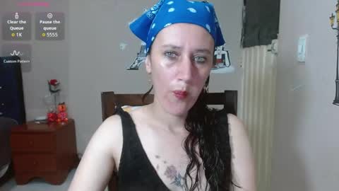 Snapshot of mariam_wish1 chatting on 13, 5, 2026 mariam_wish1 online show from 13, 5, 2026