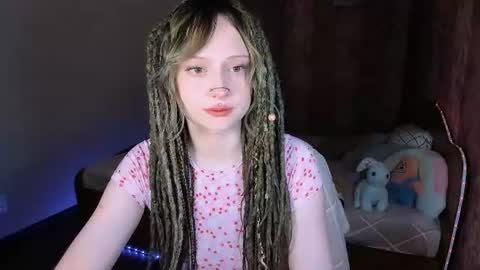 Snapshot of mariamilkis chatting on 5, 7, 2026 Maria online show from 5, 7, 2026