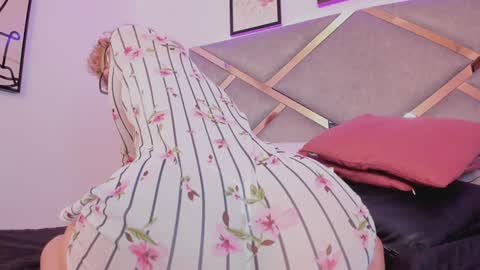 Snapshot of marian_pinzon chatting on 7, 2, 2025 Marian online show from 7, 2, 2025