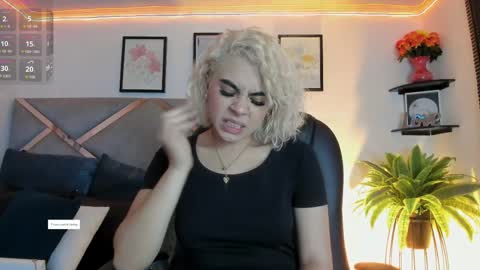 Snapshot of marian_pinzon chatting on 1, 5, 2026 Marian online show from 1, 5, 2026