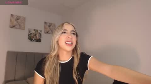 Snapshot of mariana_es chatting on 27, 5, 2026 Mariana online show from 27, 5, 2026