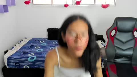 Mariana online show from 4, 3, 2025