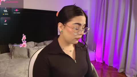 Snapshot of mariana_owen chatting on 30, 5, 2026 online show from 30, 5, 2026