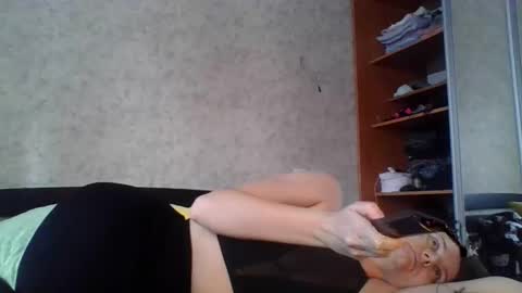 Nina Kiss online show from 2, 2, 2026