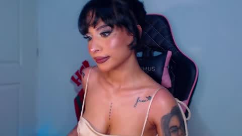 M A R I A N E online show from 1, 1, 2025