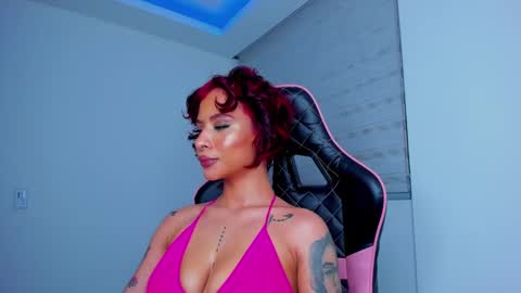 M A R I A N E online show from 18, 2, 2025