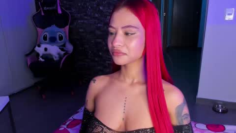 M A R I A N E online show from 6, 10, 2025